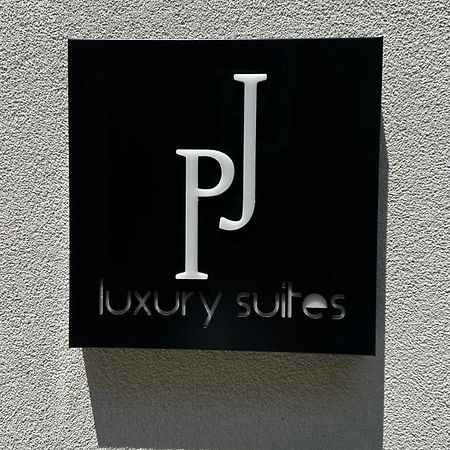 P J Luxury Suites セレス エクステリア 写真