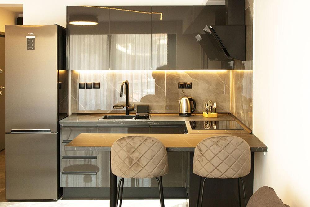 P J Luxury Suites セレス エクステリア 写真